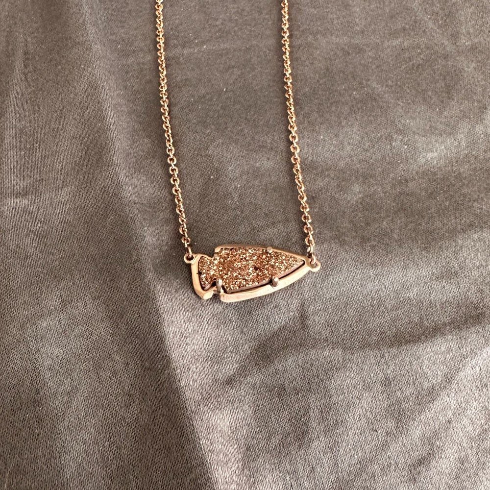 Kendra Scott Rosegold Arrowhead Pendant Necklace